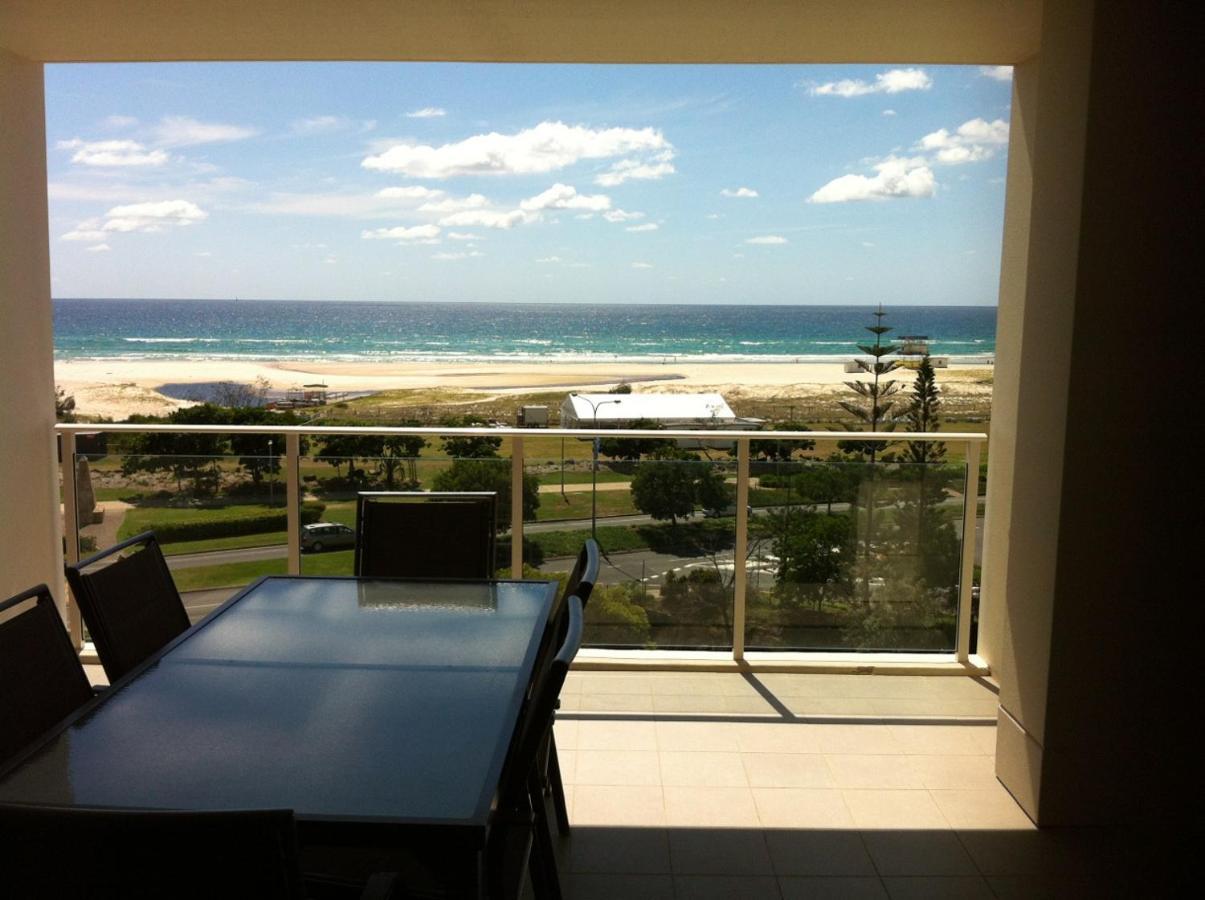 גולד קוסט Kirra Surf Apartments מראה חיצוני תמונה