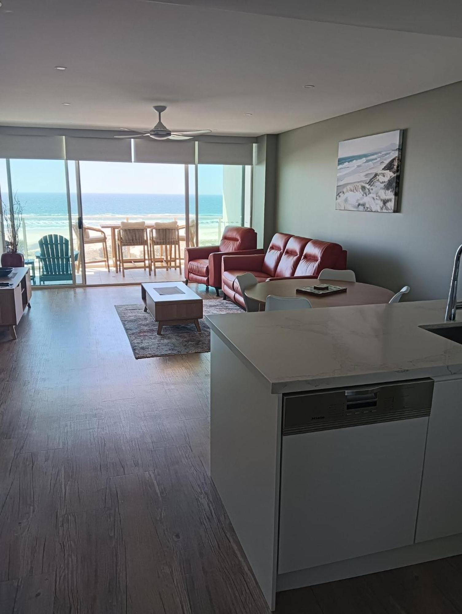 גולד קוסט Kirra Surf Apartments מראה חיצוני תמונה
