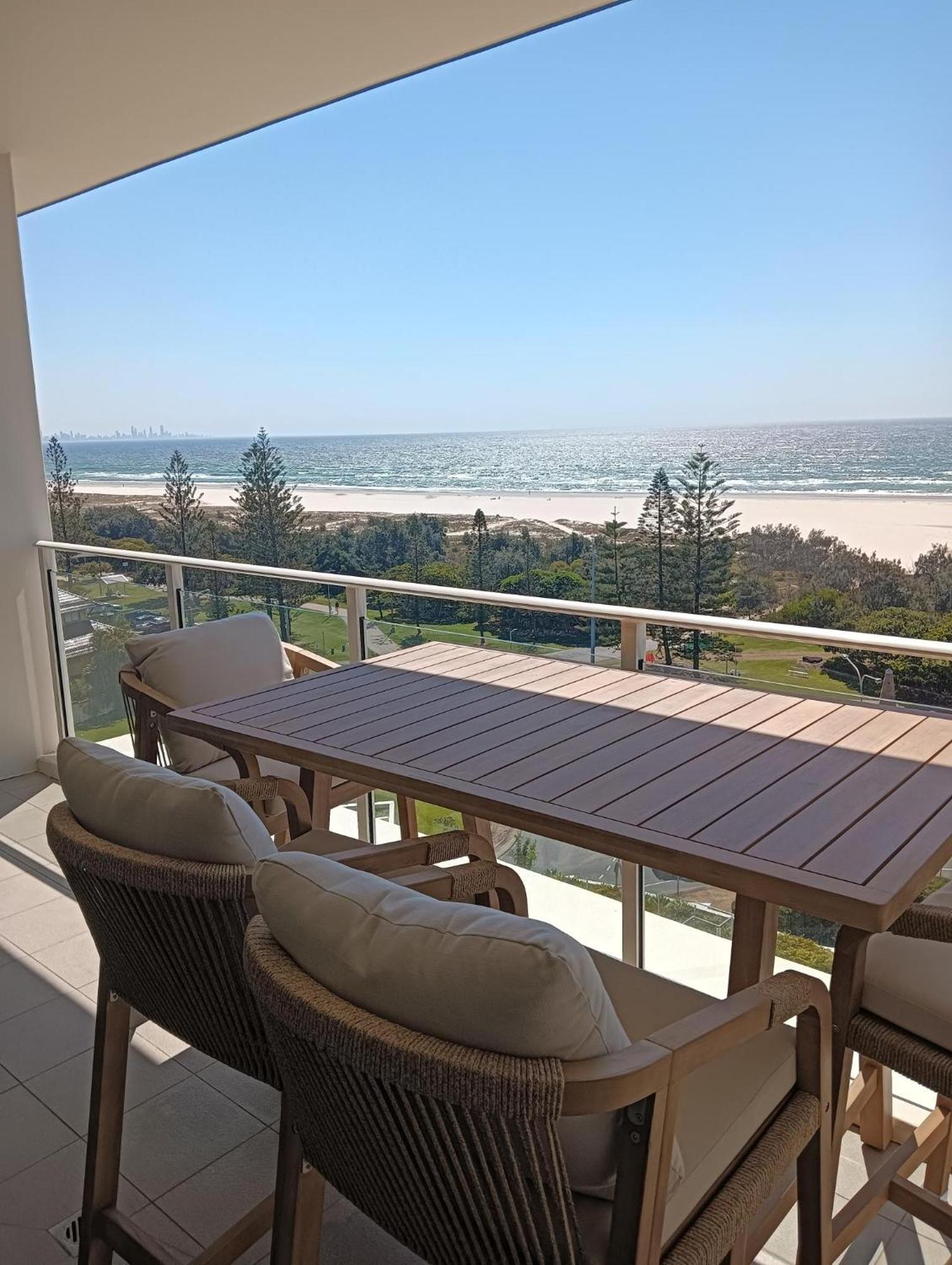 גולד קוסט Kirra Surf Apartments מראה חיצוני תמונה